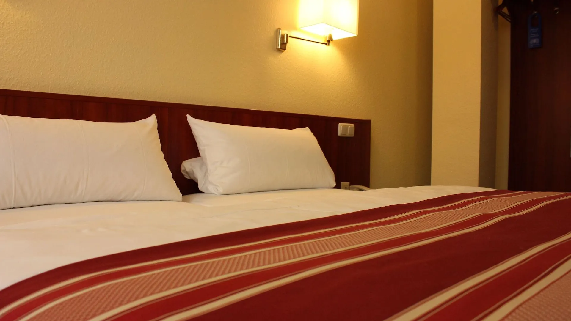 Hotel Cabo Nonsmoking-Hotel Hamburg