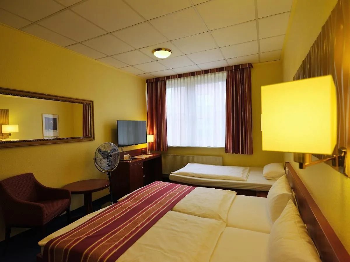 Cabo Nonsmoking-Hotel Hamburg 3*,